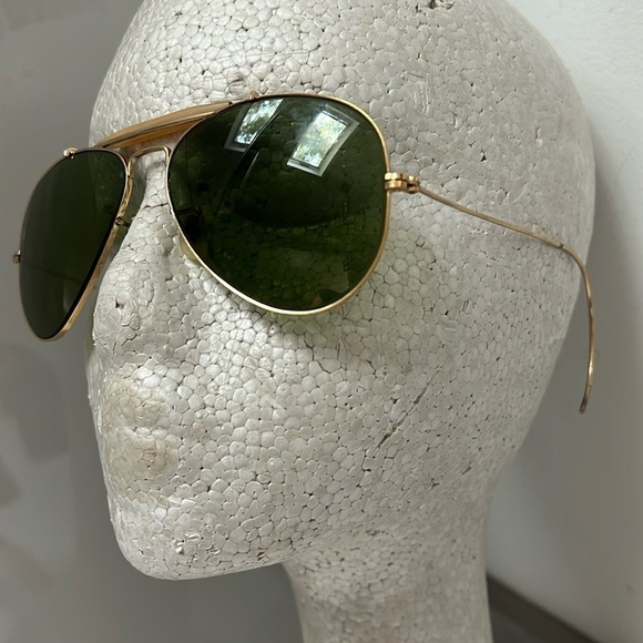 B & L Ray Ban Vintage Goldtone Filled Aviator Green Glass Lenses Sunglasses - Picture 1 of 11